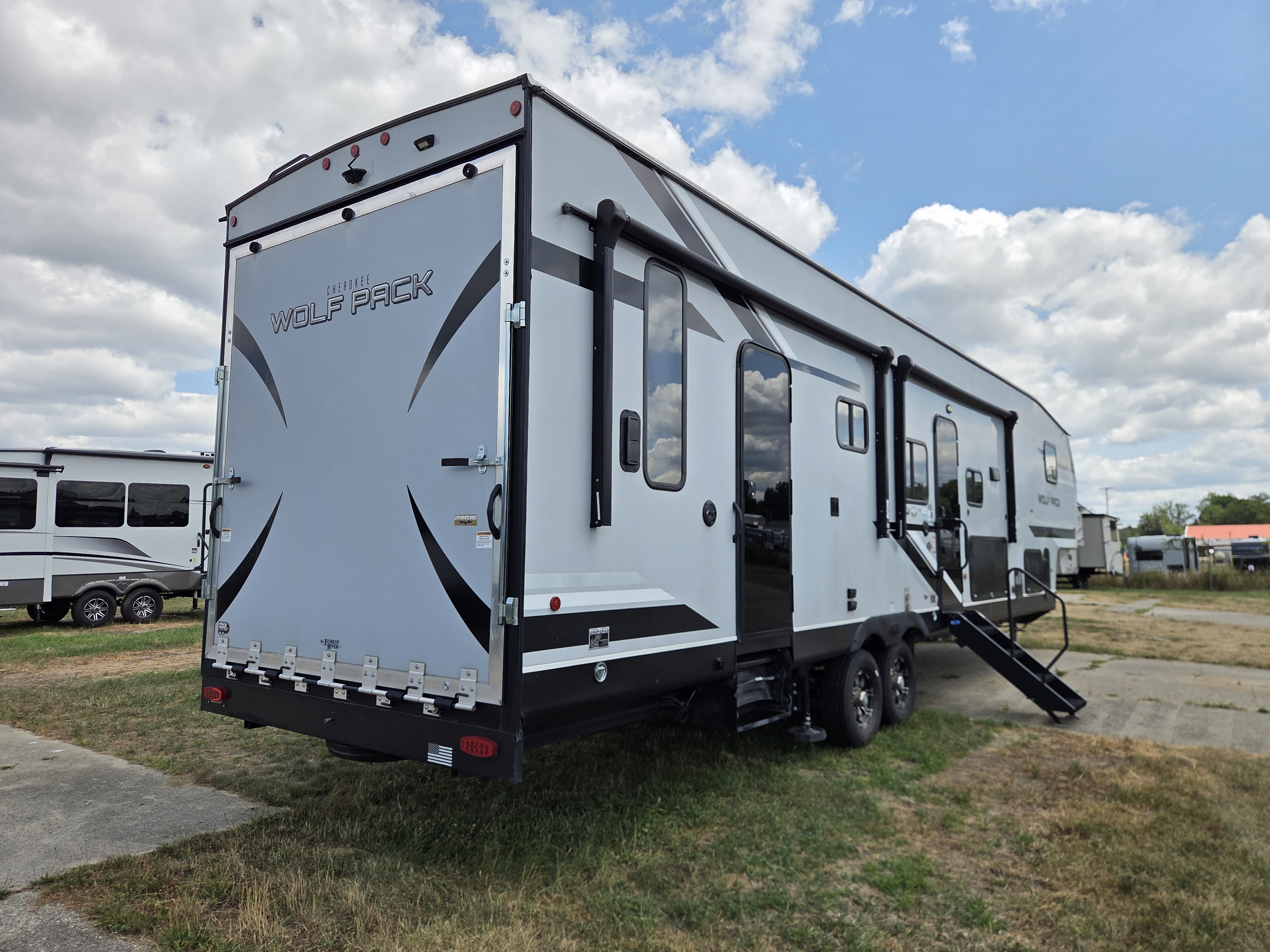 2021 Forest River Cherokee Wolf Pack 335PACK13, $ 39,990