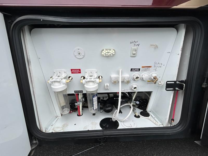 2017 Coachmen Sportscoach Cross Country RD 408DB, $ 134,990