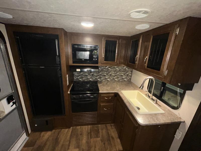 2018 Forest River Wildwood 24RKHL, $ 25,990