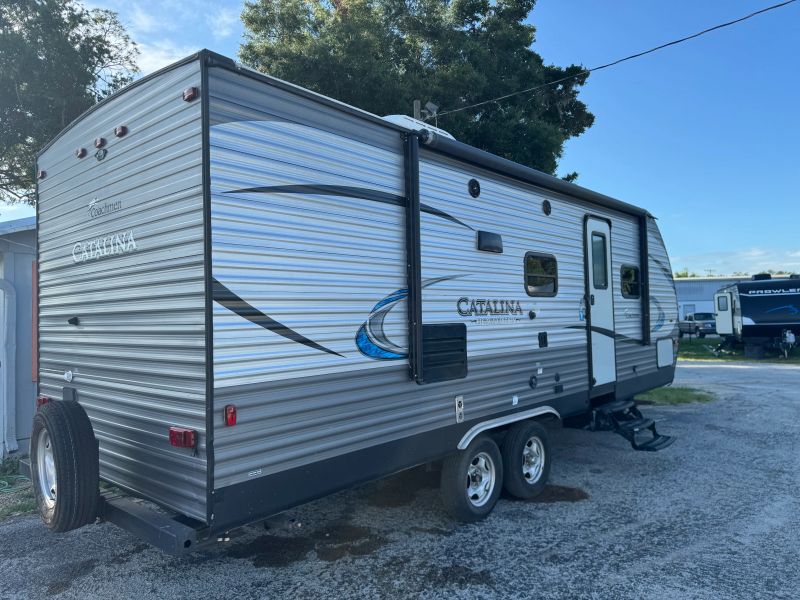 2018 Coachmen Catalina Legacy, $ 12,000