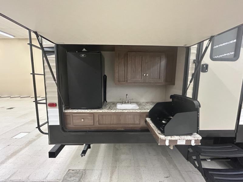 2018 Keystone Hideout 31 BHK, $ 23,990