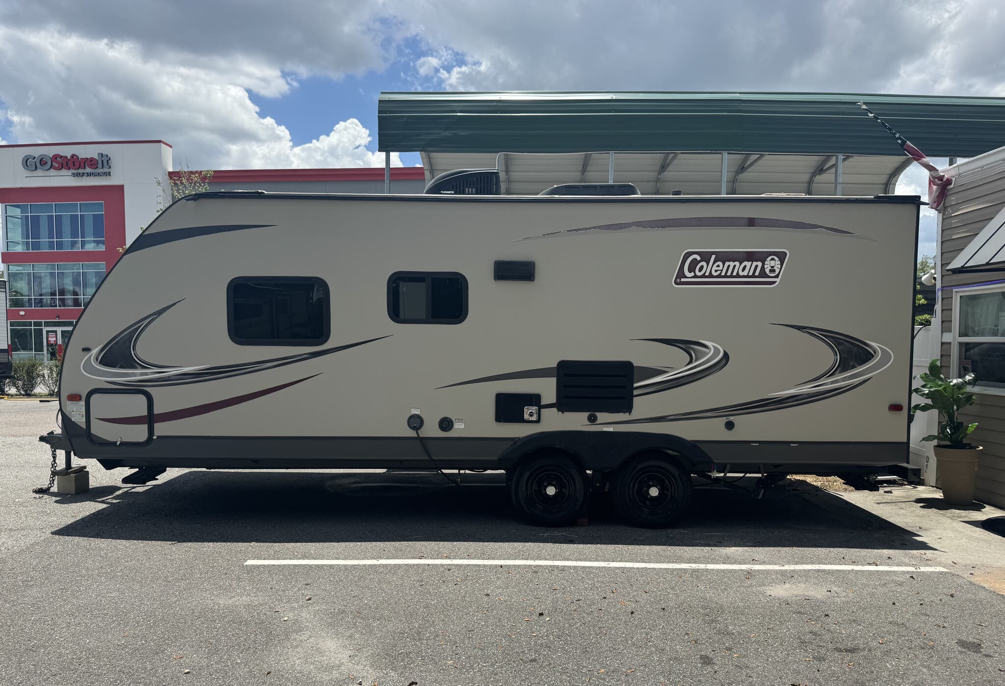 2019 Dutchmen Coleman Light LX 2125BH, $ 9,995