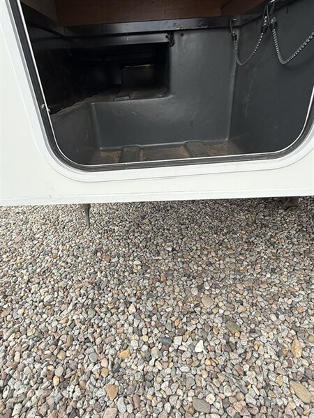 2017 Winnebago Minnie Winnie 26A, $ 42,995