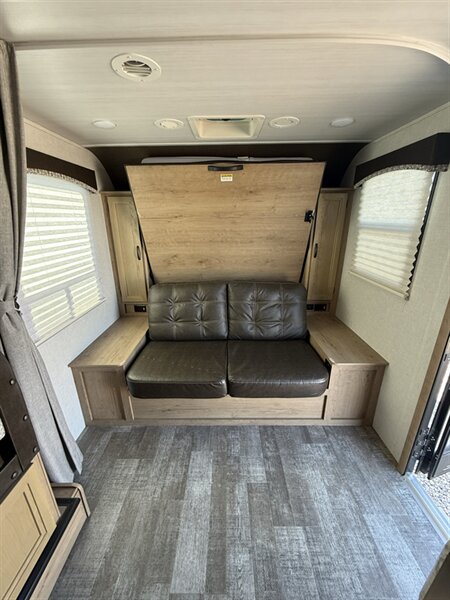 2021 Winnebago Micro Minnie 2108DS, $ 19,750