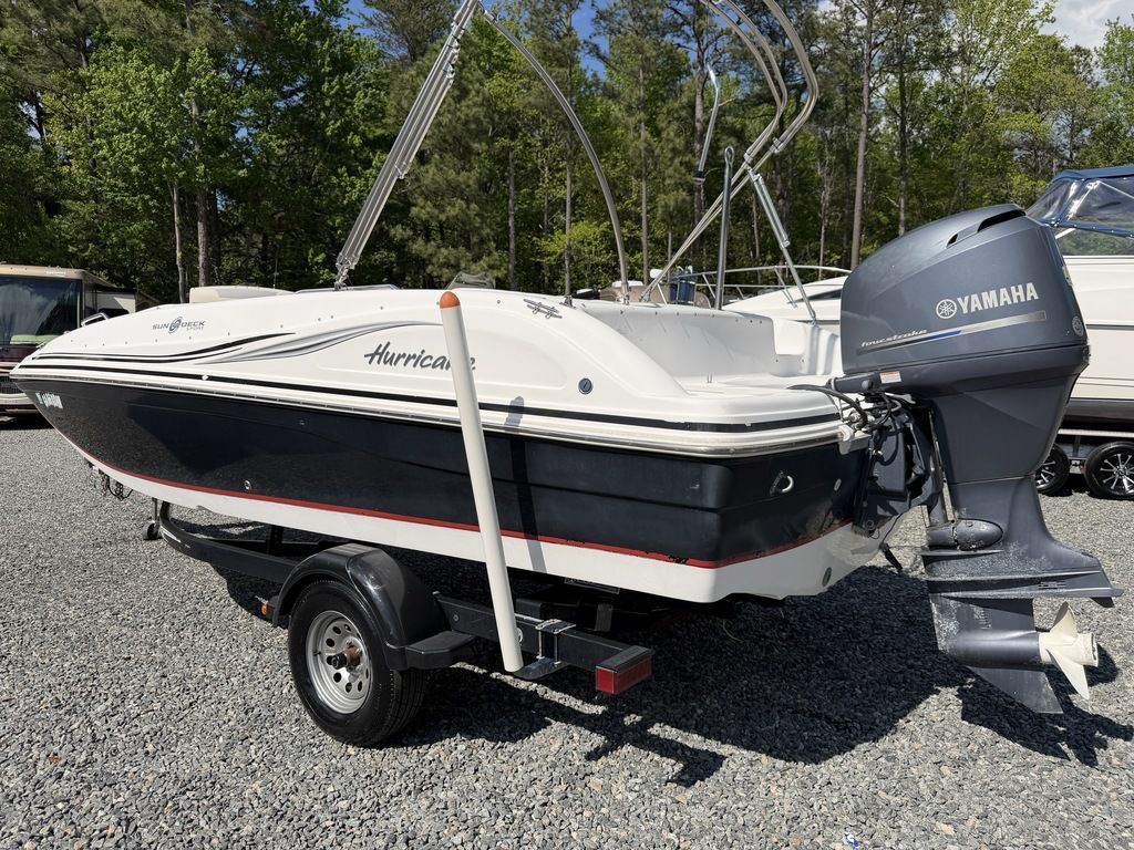 2012 Hurricane Sundeck 188, $ 14,900.00