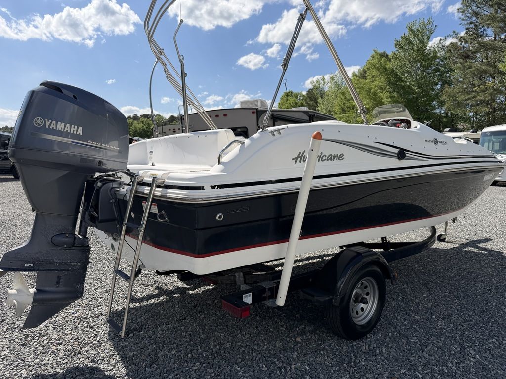 2012 Hurricane Sundeck 188, $ 14,900.00