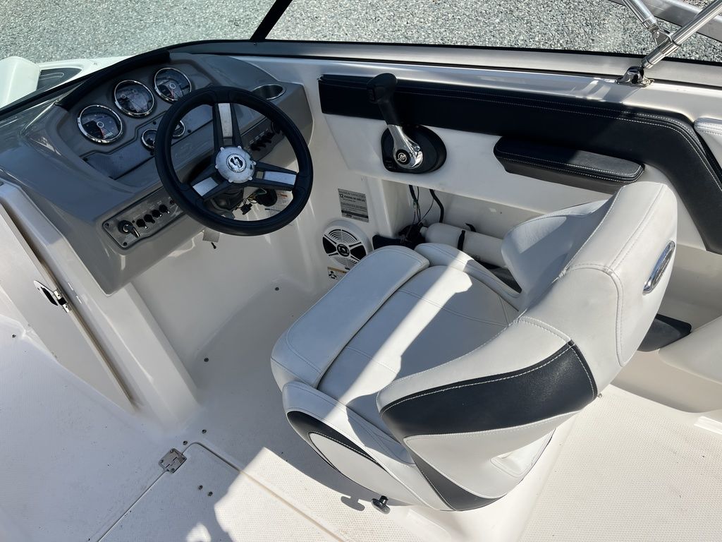 2016 Chaparral H2O 21 Sport, $ 19,900.00