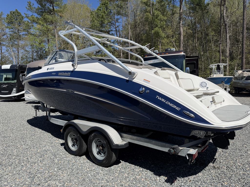 2014 Yamaha 242 Limited, $ 29,900.00