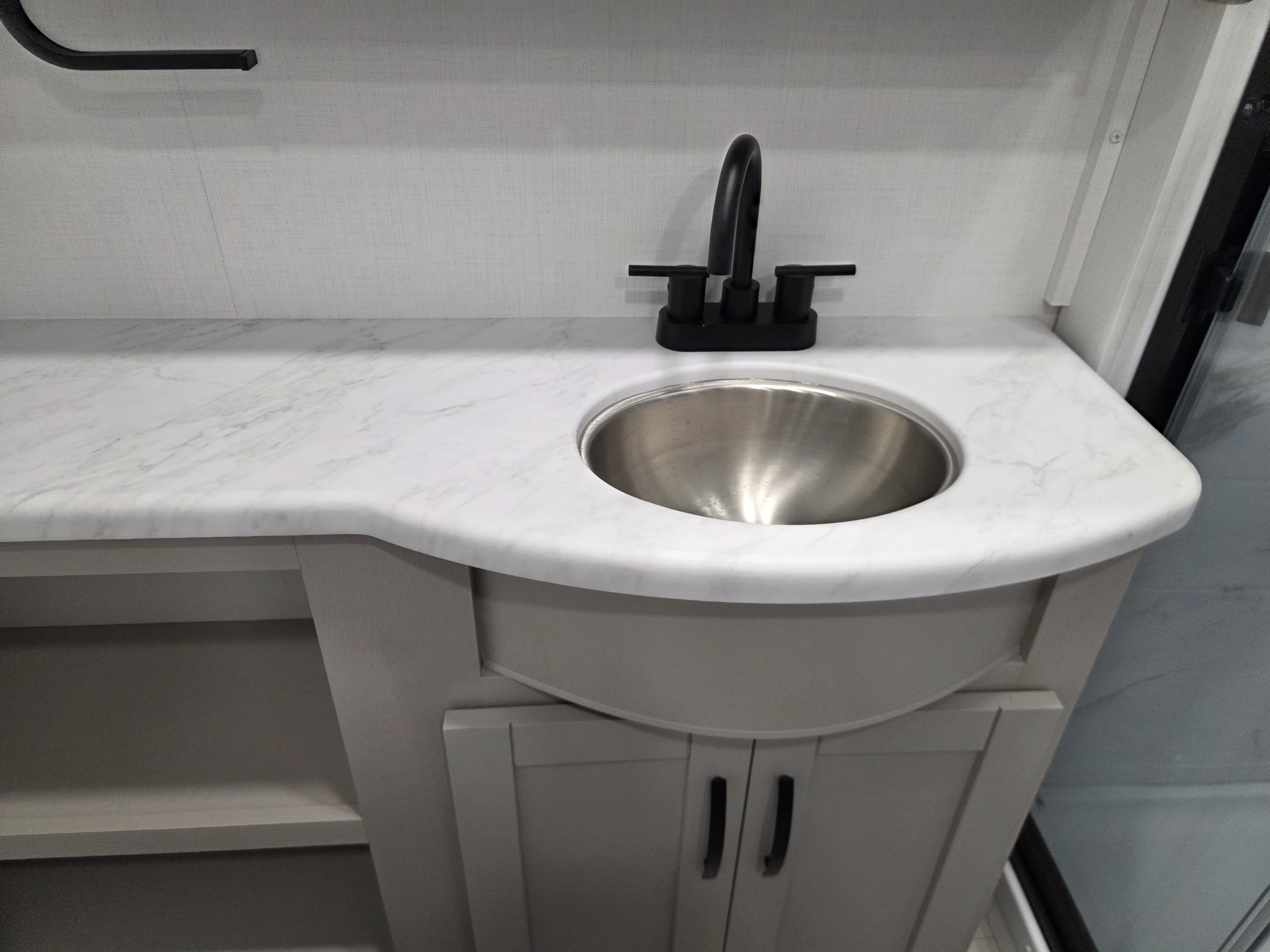 2027 Jayco Precept 34G, $ 179,995