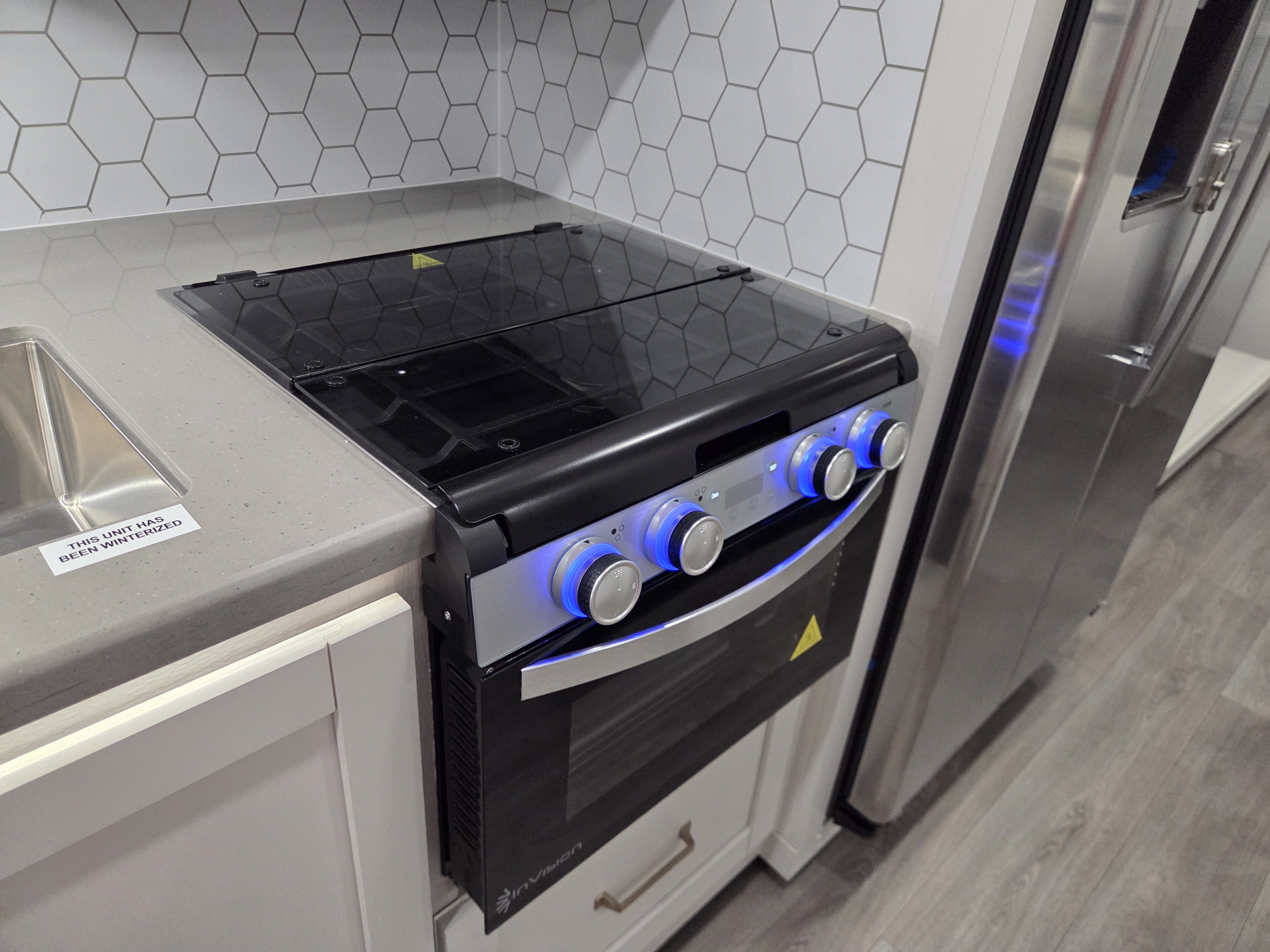 2027 Jayco Precept 36C, $ 189,990