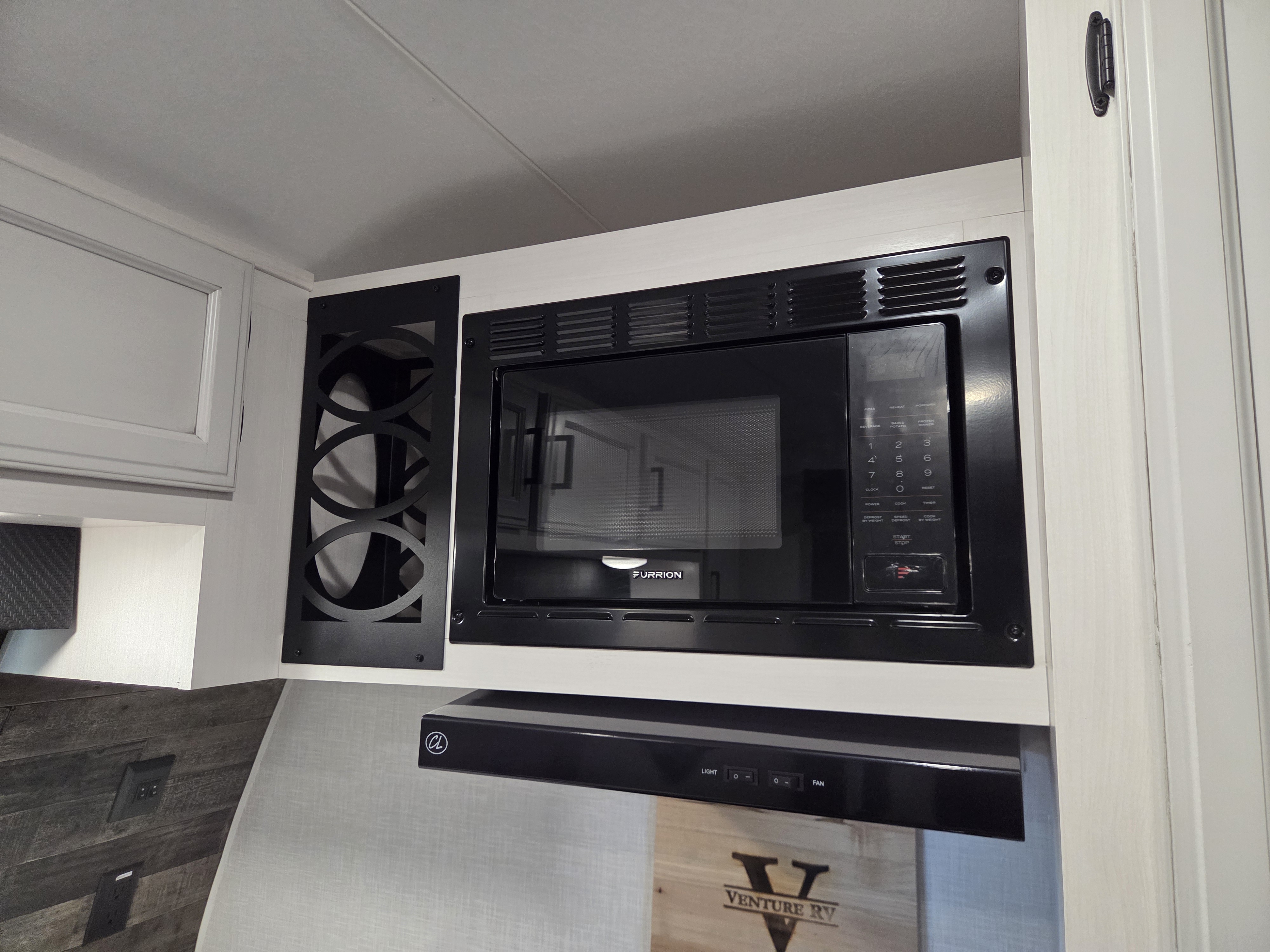 2024 Venture SportTrek ST251VFK, $ 29,990