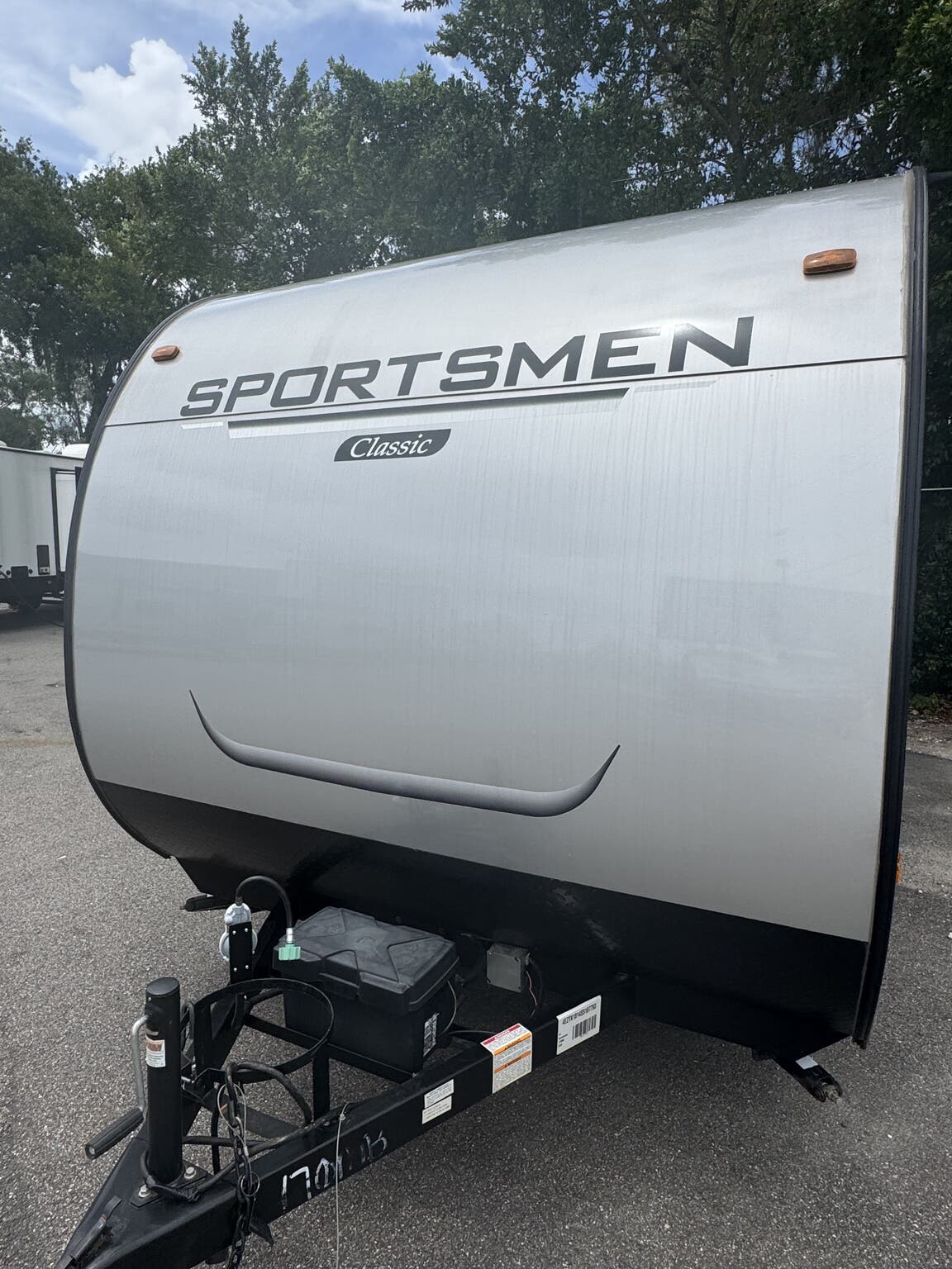 2025 KZ Sportsmen Classic 170MB, $ 14,995