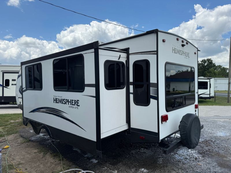 2021 Heartland Mallard, $ 15,900
