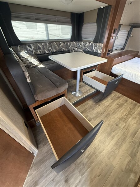 2017 Lance Travel Trailer 1685, $ 19,999
