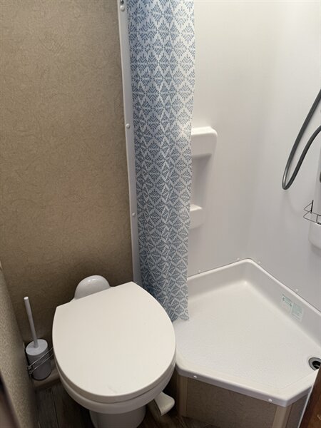 2017 Lance Travel Trailer 1685, $ 19,999
