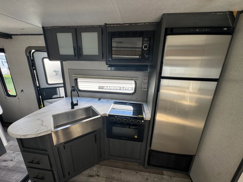 2022 Dutchmen Aspen Trail, $ 19,900