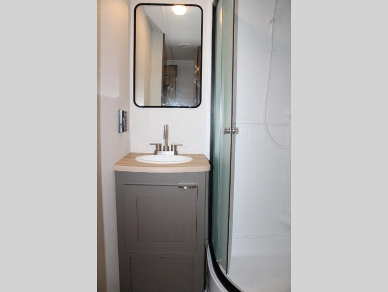 2025 Cruiser RV Avenir 24RB, $ 25,990