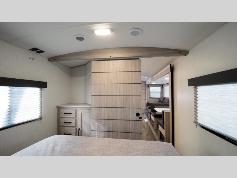 2024 Cruiser RV Shadow Cruiser SC260RBS, $ 28,990
