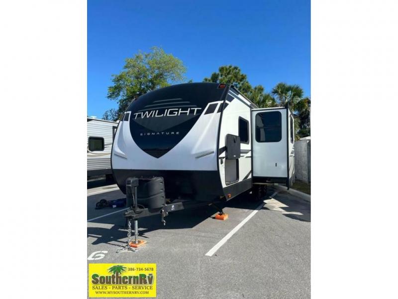 2022 Cruiser RV Twilight Signature TWS 2100, $ 28,999