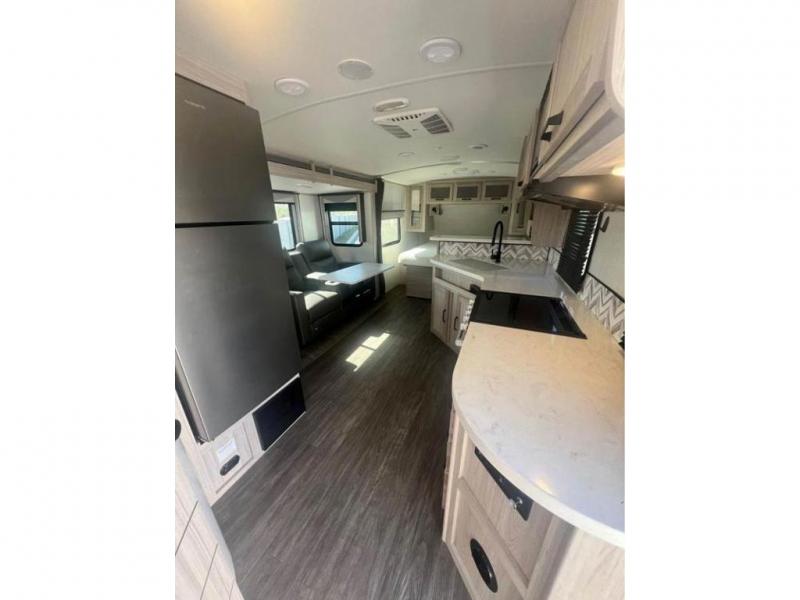 2022 Cruiser RV Twilight Signature TWS 2100, $ 28,999