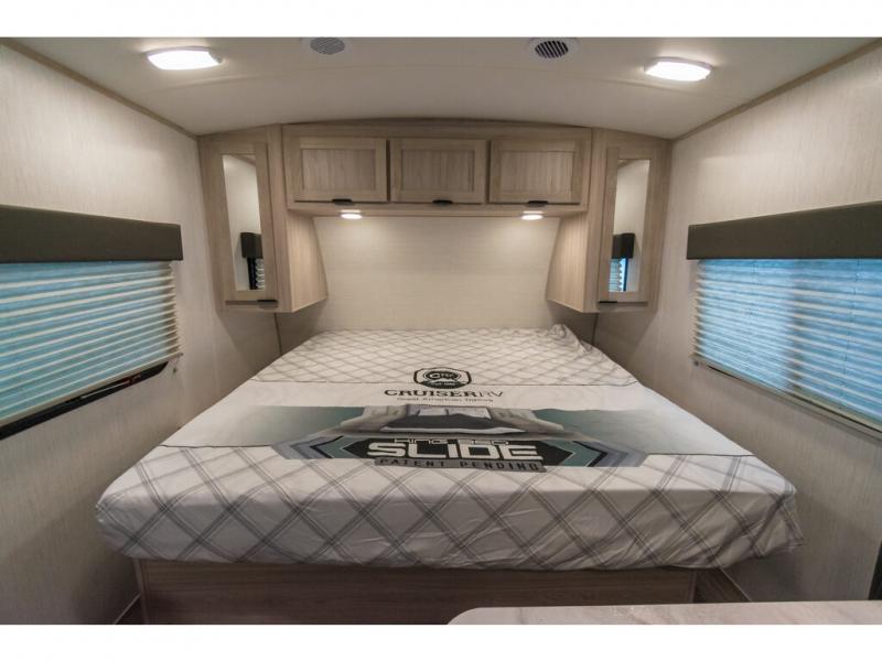 2022 Cruiser RV Shadow Cruiser SC225RBS, $ 25,990