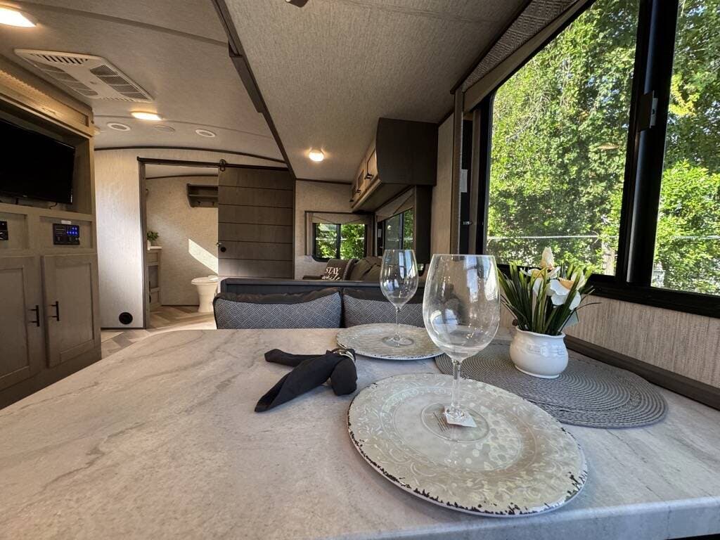2021 Cruiser RV Twilight Signature Series TWS2620, $ 25,995