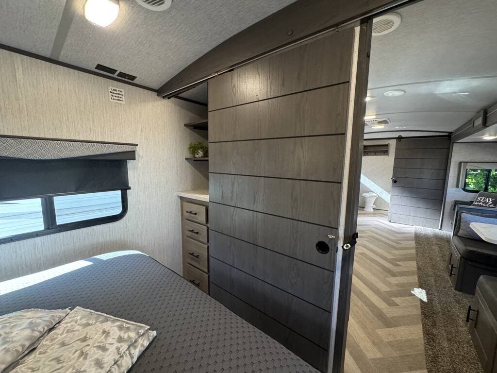 2021 Cruiser RV Twilight Signature Series TWS2620, $ 25,995