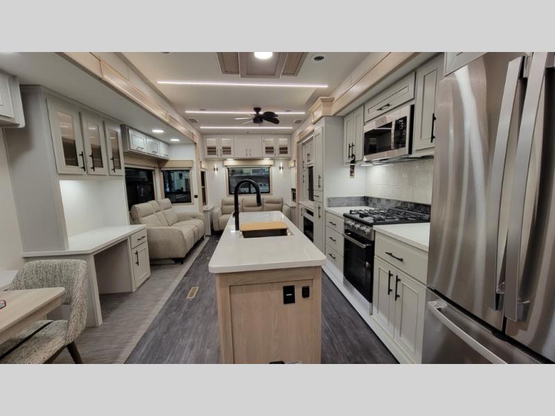 2025 DRV Mobile Suites MS Houston, $ 273,314