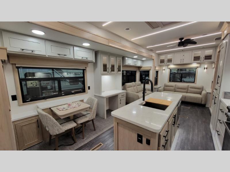 2025 DRV Mobile Suites MS Houston, $ 273,314