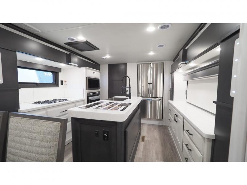 2022 DRV Mobile Suites 41FKMB, $ 233,076