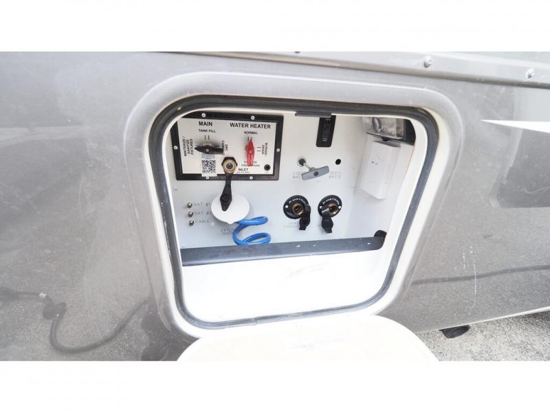 2022 DRV Mobile Suites 41FKMB, $ 233,076