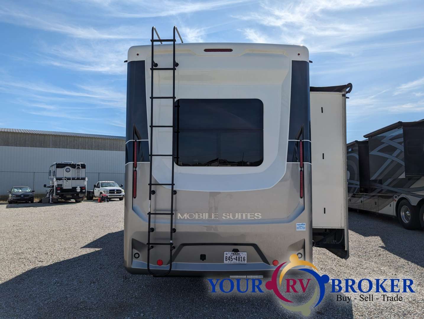 2022 DRV Mobile Suites 41RKDB, $ 116,500