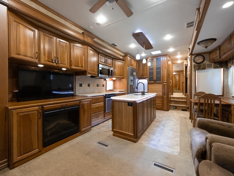 2015 DRV Mobile Suites 38RSSA, $ 0