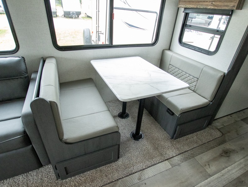 2022 Dutchmen Aspen Trail 2860RLS, $ 0