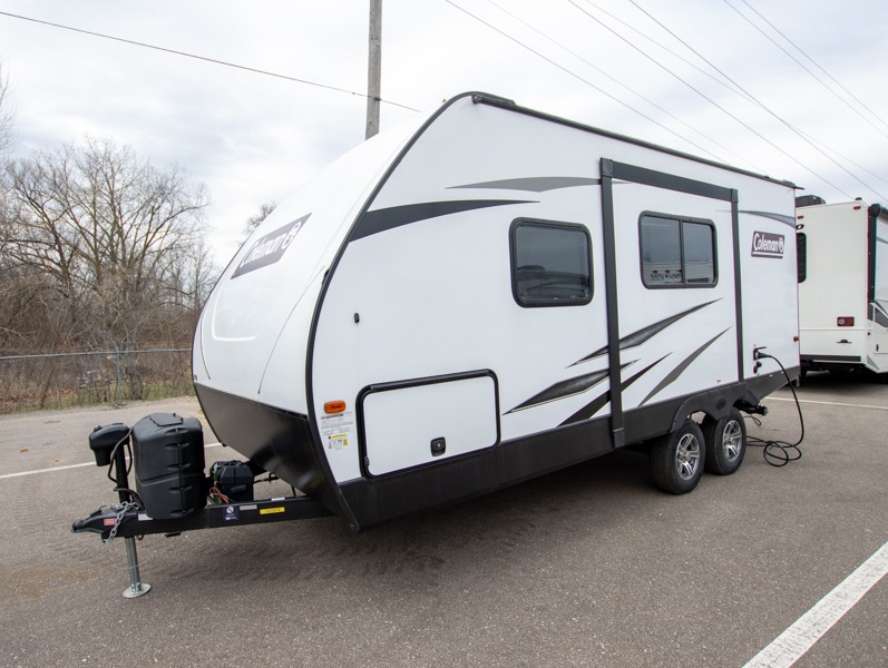 2021 Dutchmen Coleman Light 1805RB, $ 0