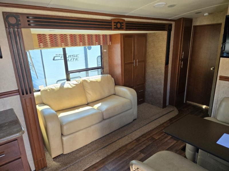 2012 Dutchmen Komfort 2410RK, $ 26,990