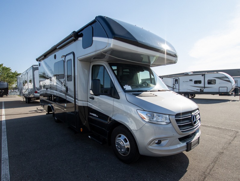 2023 Dynamax Isata3 24FW, $ 139,990