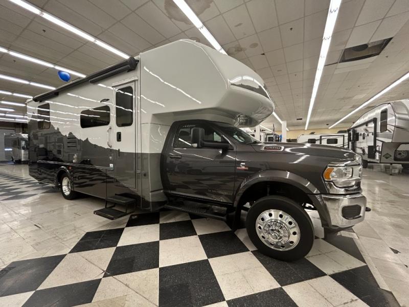 2022 Dynamax Isata 5 28SS, $ 189,990