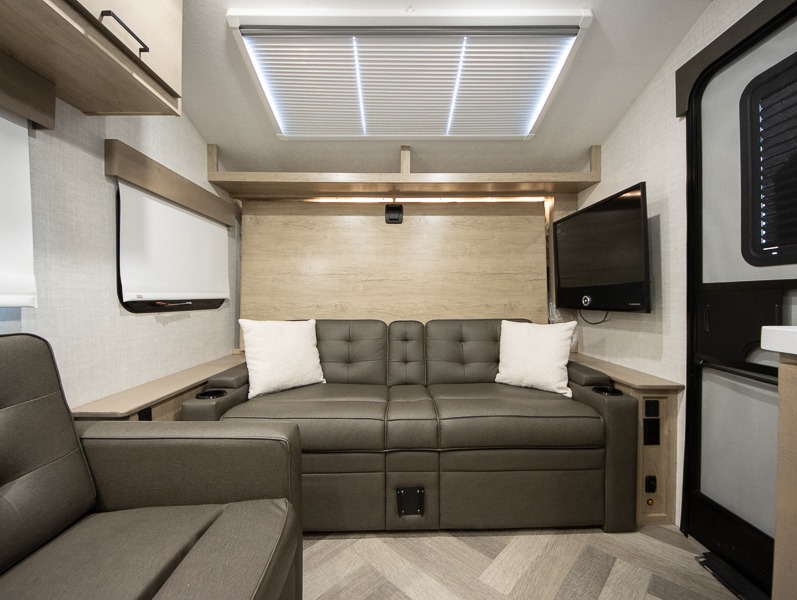 2022 Ember RV Overland Series 170MBH, $ 29,990