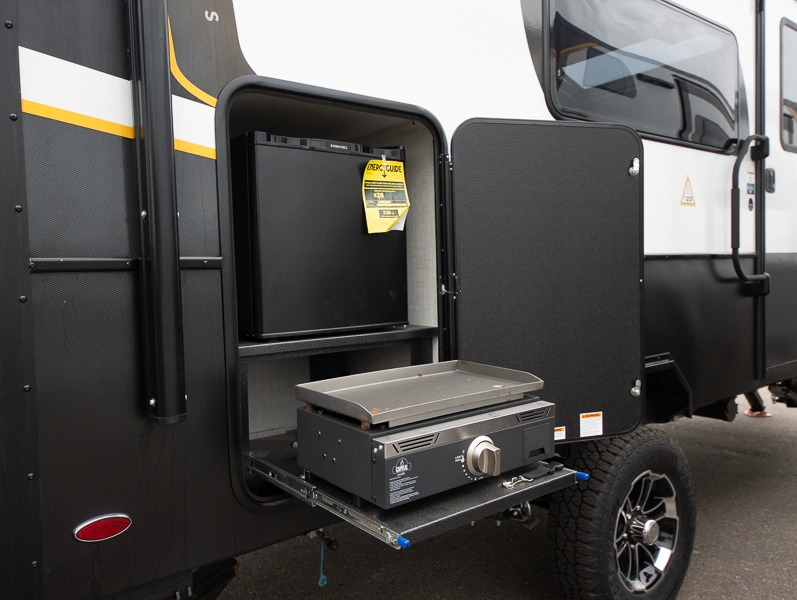 2022 Ember RV Overland Series 170MRB, $ 29,990