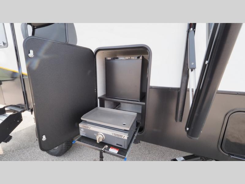 2022 Ember RV Overland Series 171FB, $ 29,990