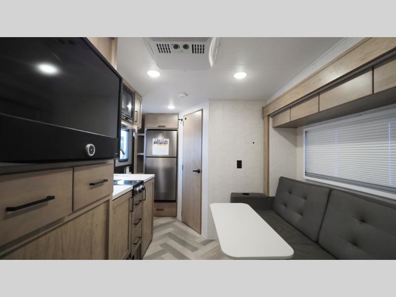 2022 Ember RV Overland Series 171FB, $ 29,990