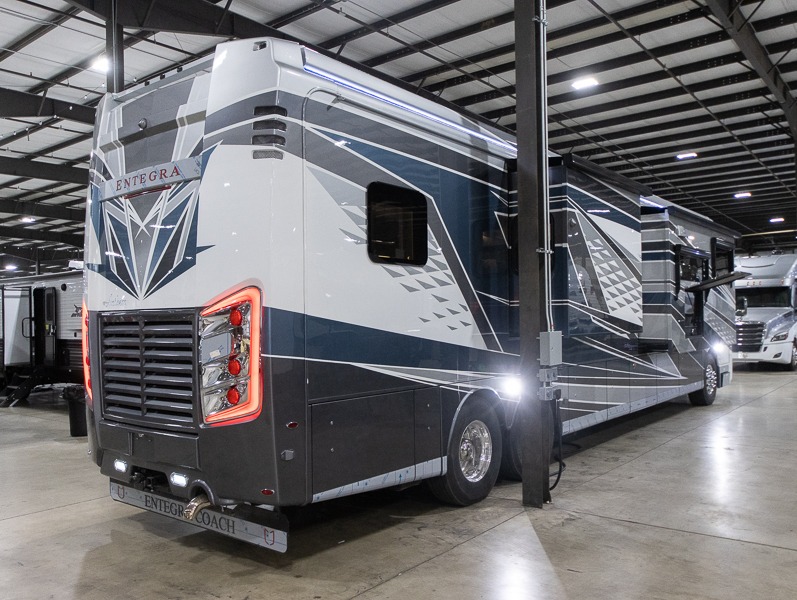 2025 Entegra Coach Anthem 44W, $ 519,990