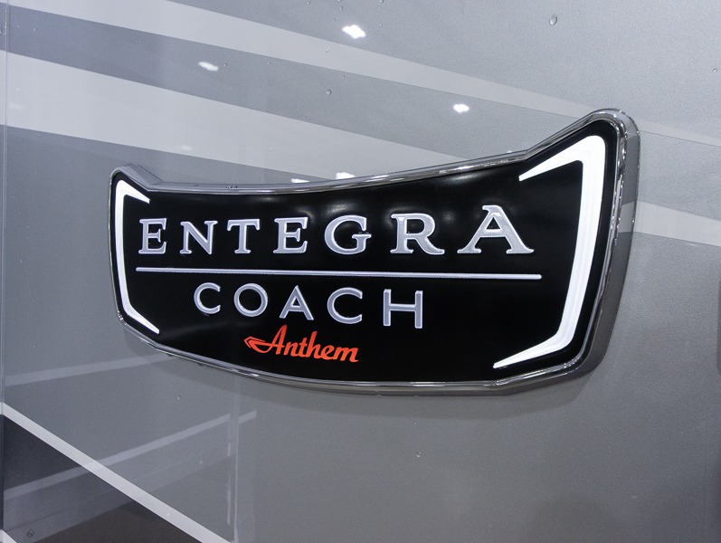 2025 Entegra Coach Anthem 44W, $ 519,990