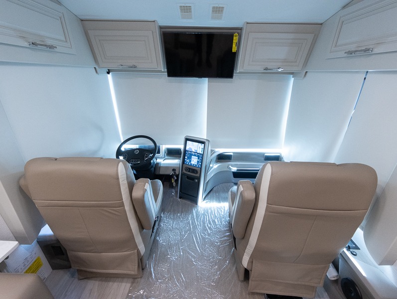 2025 Entegra Coach Anthem 44R, $ 519,990