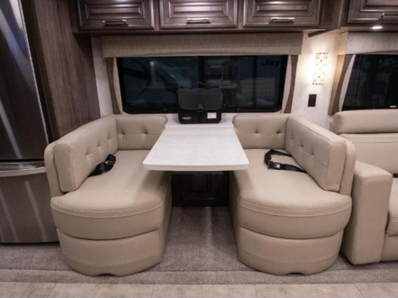 2024 Entegra Coach Anthem 44D, $ 750,413