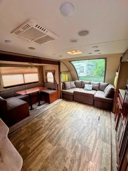 2015 EverGreen Element ET30FLS, $ 18,999