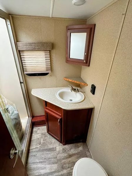 2015 EverGreen Element ET30FLS, $ 18,999