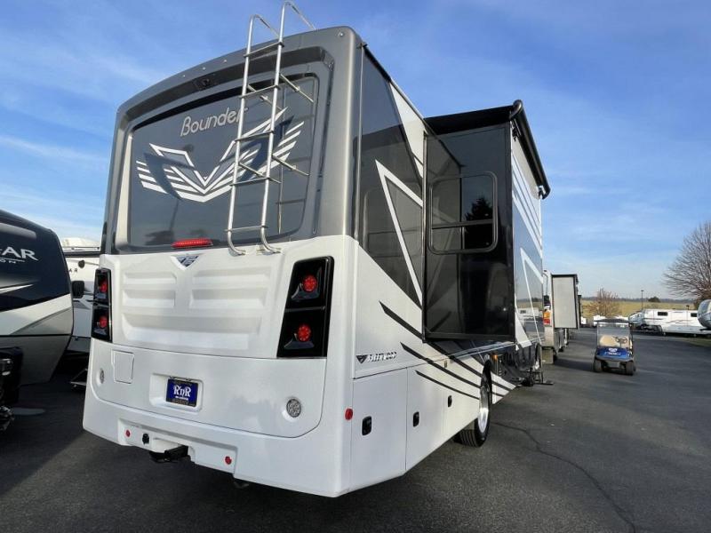 2024 Fleetwood Bounder 35K, $ 189,990