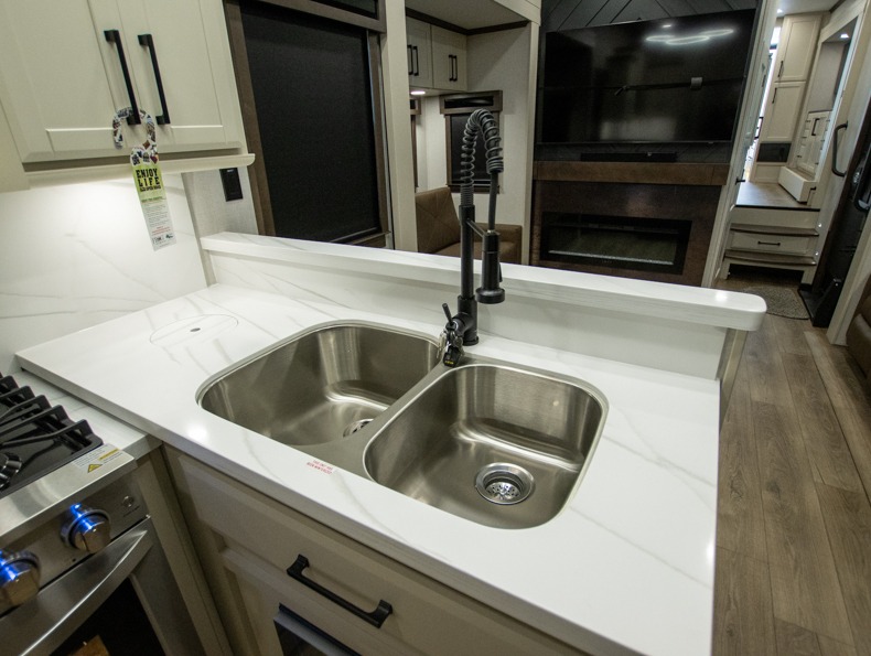 2026 Forest River Riverstone 39RKFB, $ 0